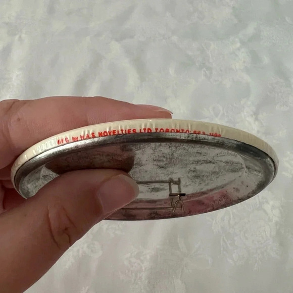 Vintage McDonald’s Canada Pinback Button Kid’s Day!  Sunday May 6th 3.5" Rare - Picture 3 of 4